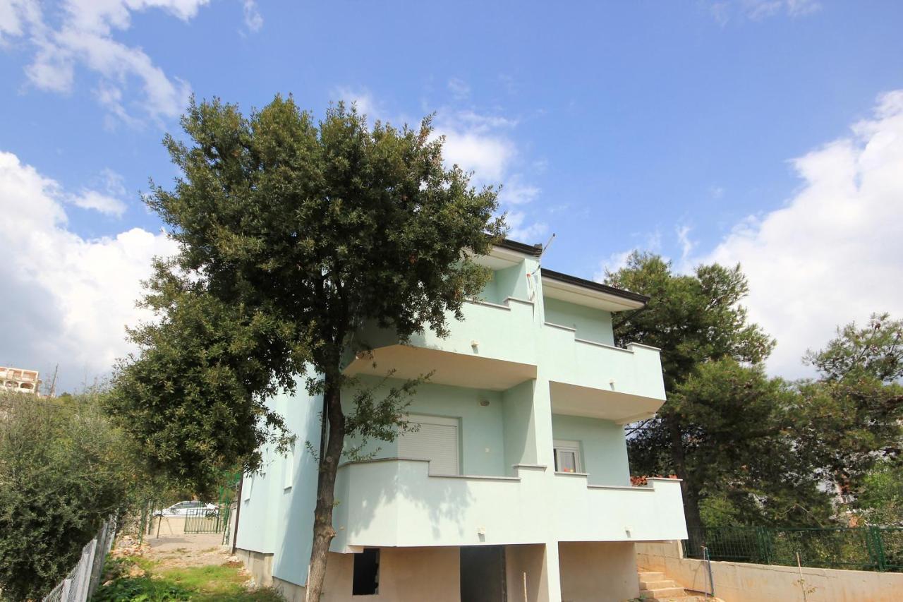 Apartments With A Parking Space Poljica, Trogir - 10010 Marina  Exterior foto